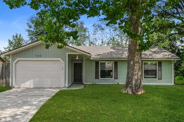 1836 SHANNON LAKE DR MIDDLEBURG, FL 32068